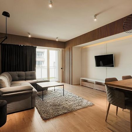 Nest Inn Stiletto Apartment كلوج-نابوكا المظهر الخارجي الصورة