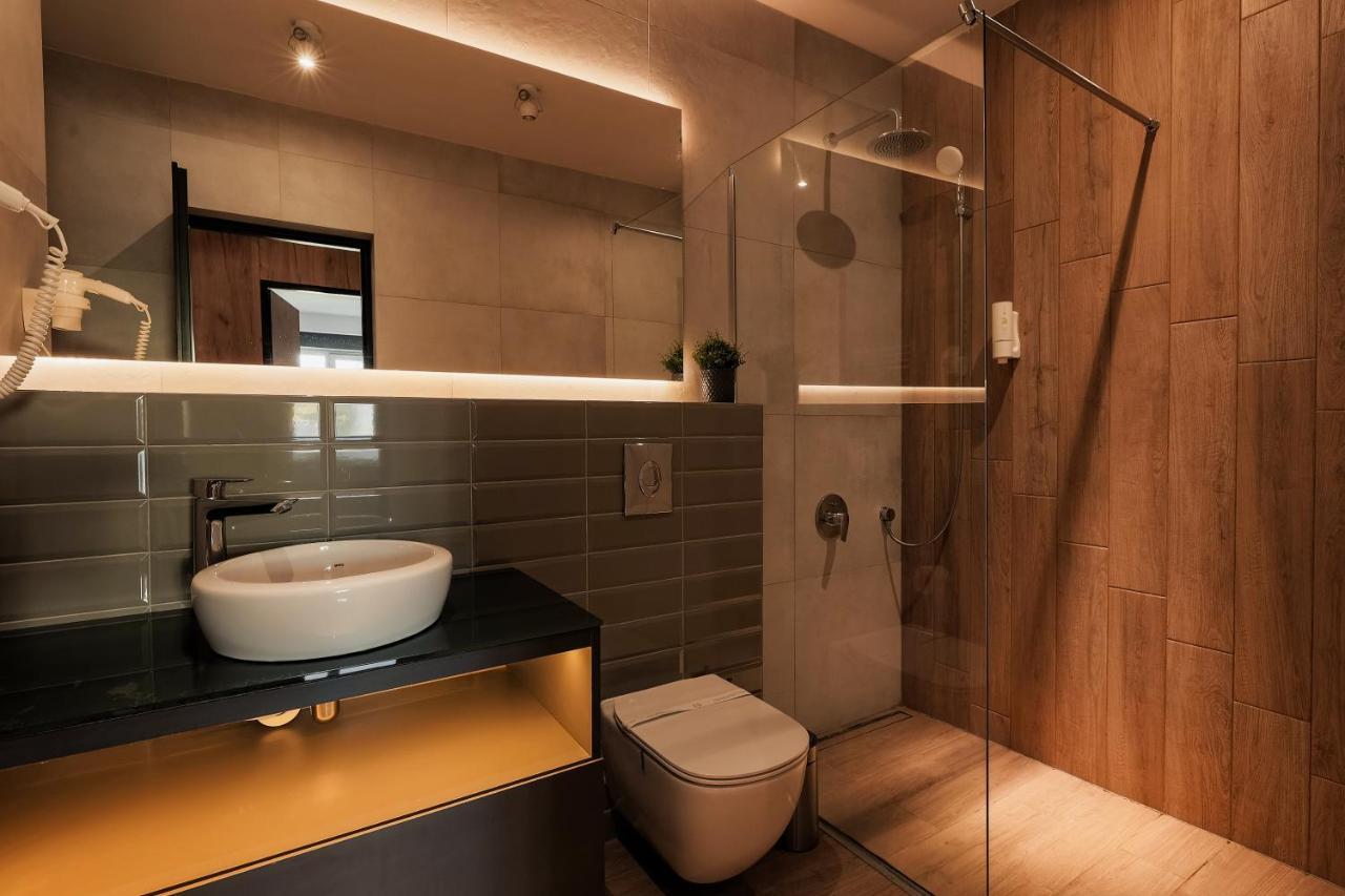 Nest Inn Stiletto Apartment كلوج-نابوكا المظهر الخارجي الصورة