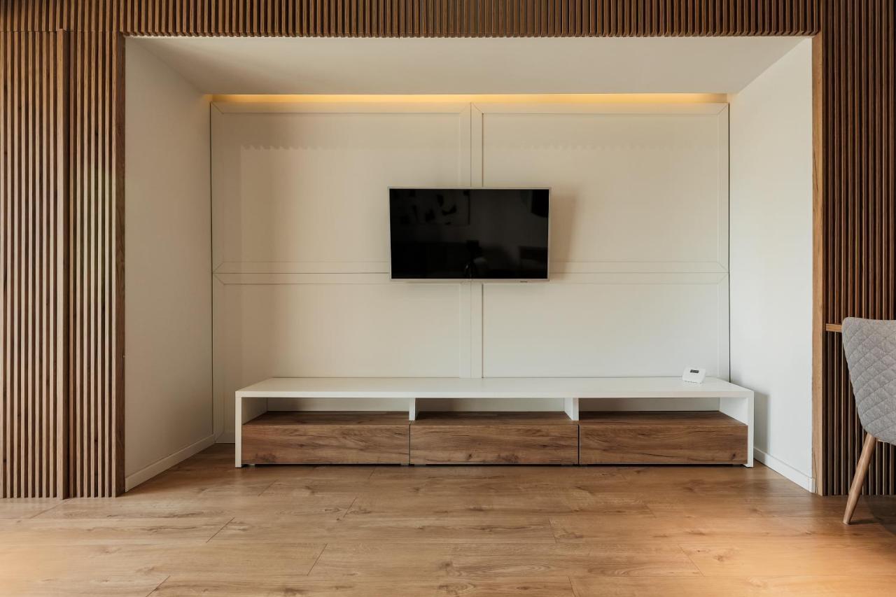 Nest Inn Stiletto Apartment كلوج-نابوكا المظهر الخارجي الصورة