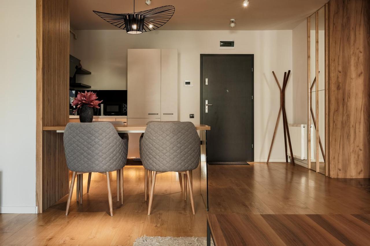 Nest Inn Stiletto Apartment كلوج-نابوكا المظهر الخارجي الصورة