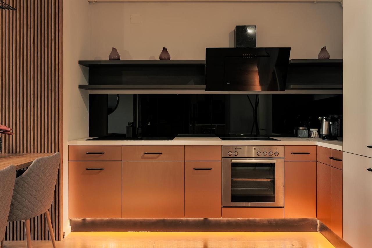 Nest Inn Stiletto Apartment كلوج-نابوكا المظهر الخارجي الصورة