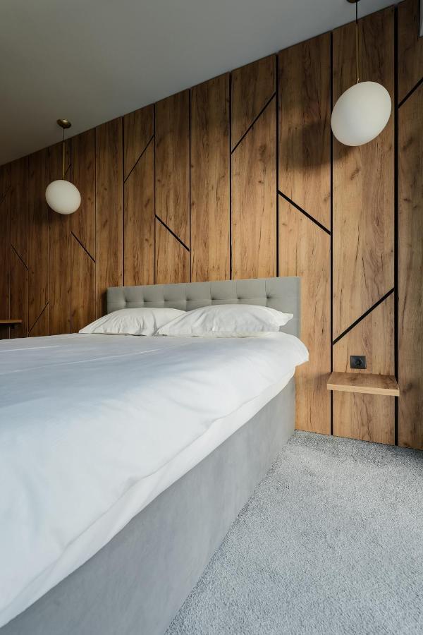 Nest Inn Stiletto Apartment كلوج-نابوكا المظهر الخارجي الصورة