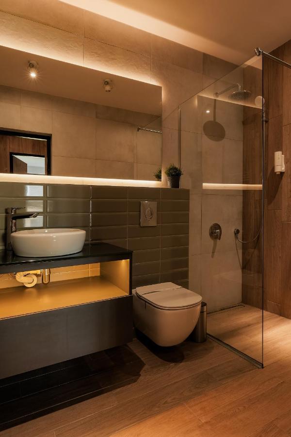 Nest Inn Stiletto Apartment كلوج-نابوكا المظهر الخارجي الصورة