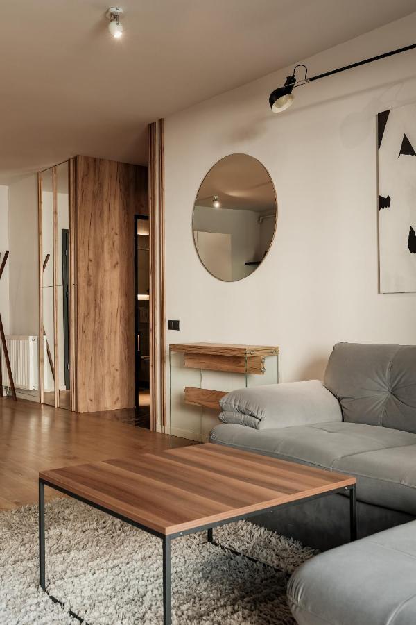 Nest Inn Stiletto Apartment كلوج-نابوكا المظهر الخارجي الصورة