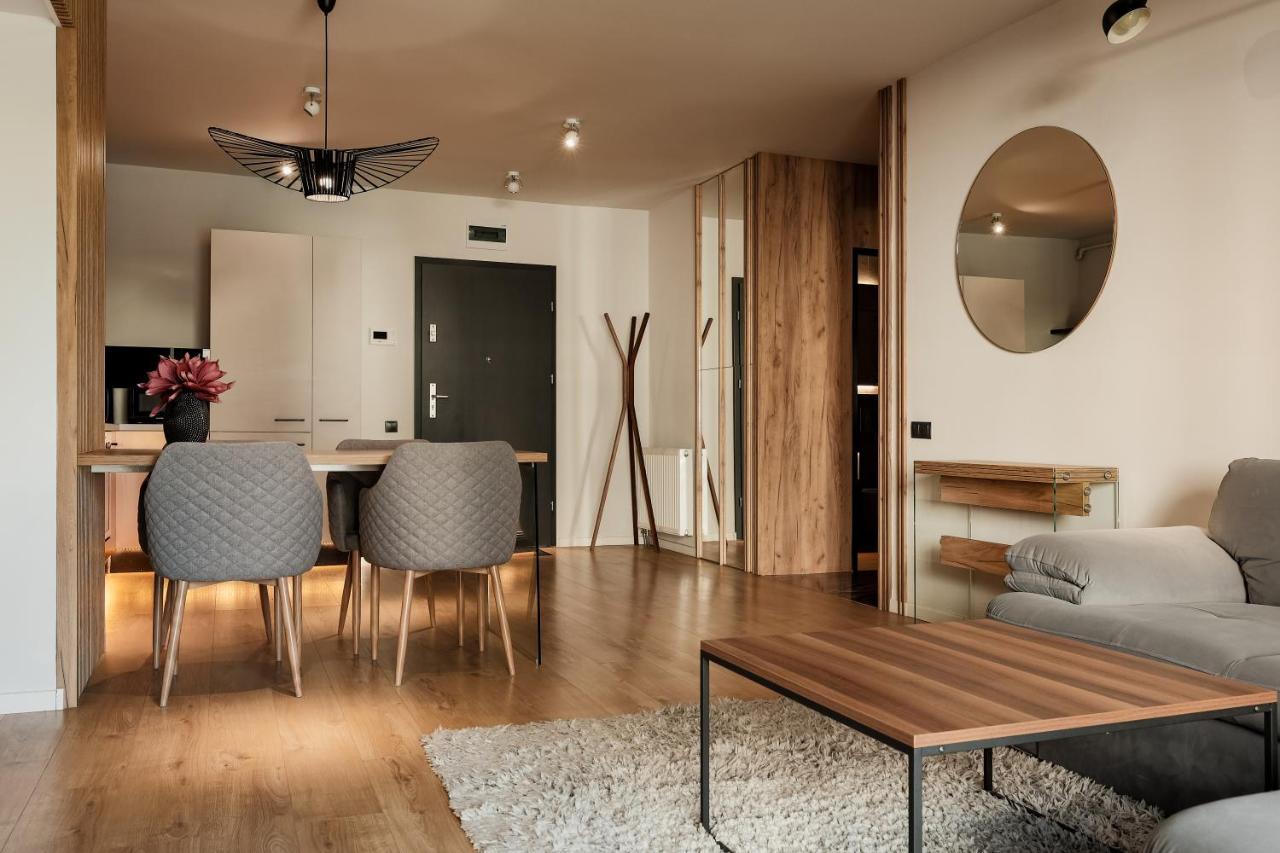 Nest Inn Stiletto Apartment كلوج-نابوكا المظهر الخارجي الصورة