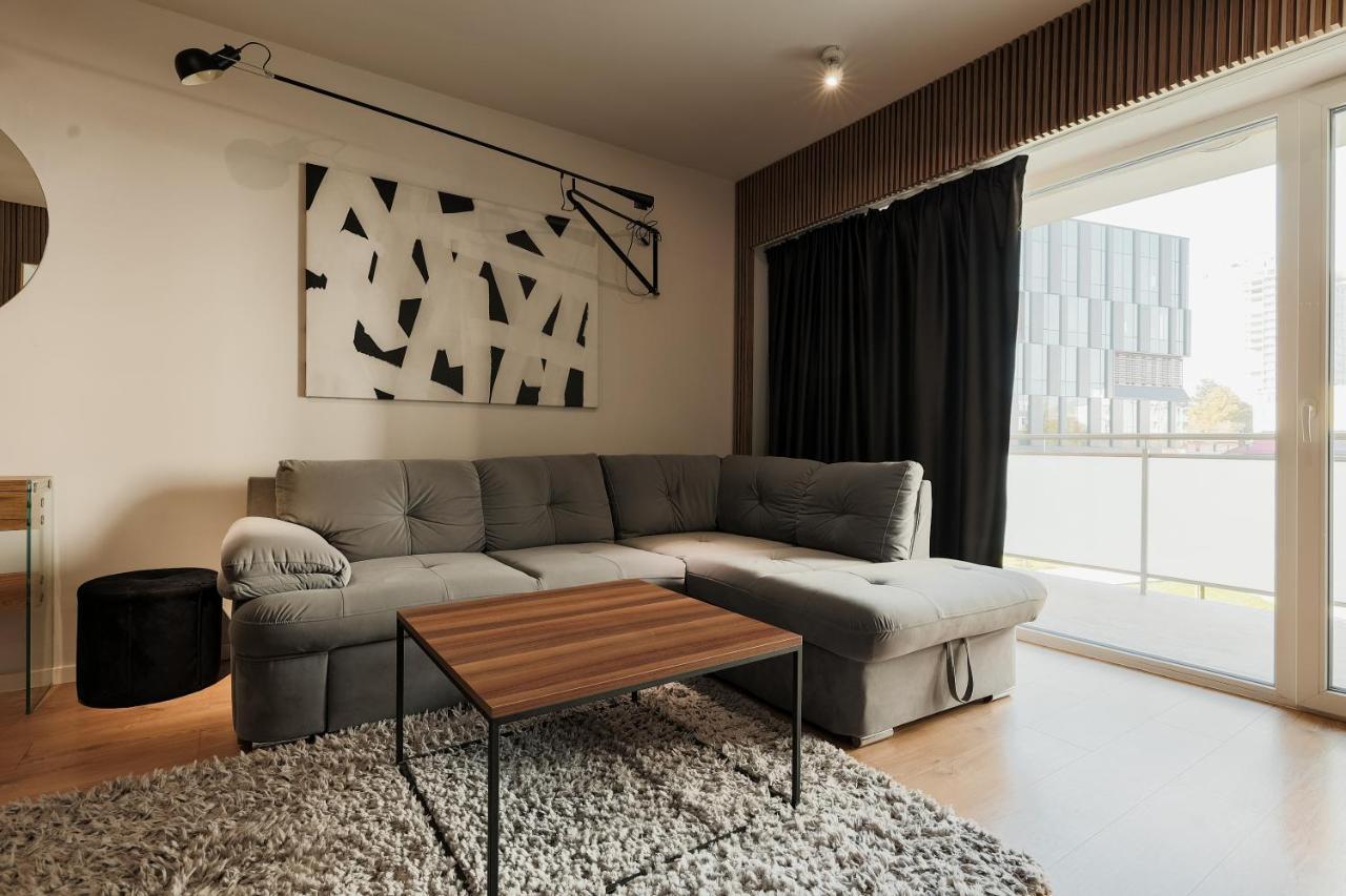 Nest Inn Stiletto Apartment كلوج-نابوكا المظهر الخارجي الصورة